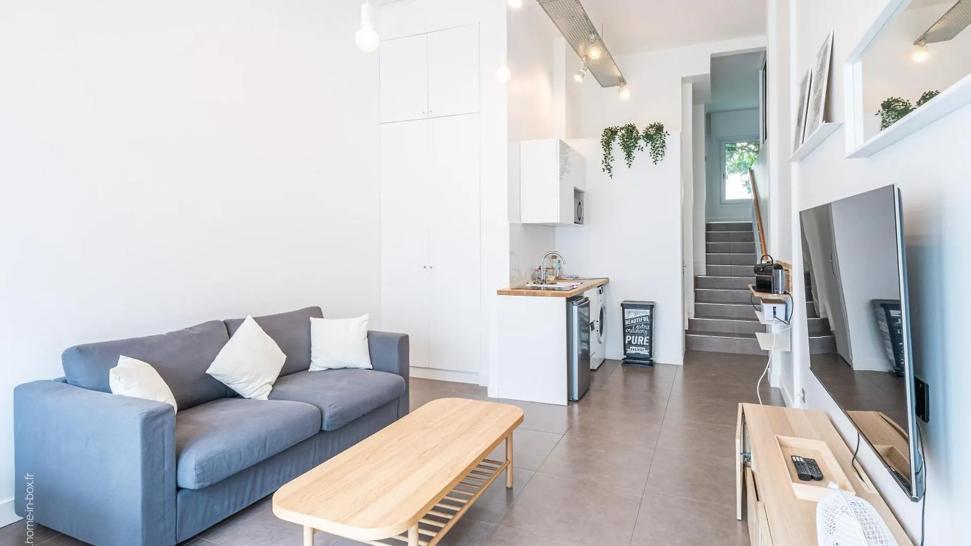 L'Atelier II Loft-Invalides Tour Eiffel- 6 Personnes-2 Chambres - Cosy Parigi 0*,  Francia